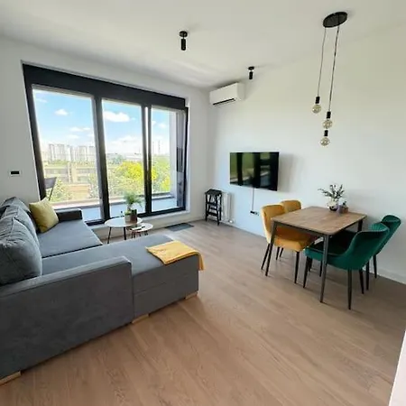 West 65 Airport Belgrade